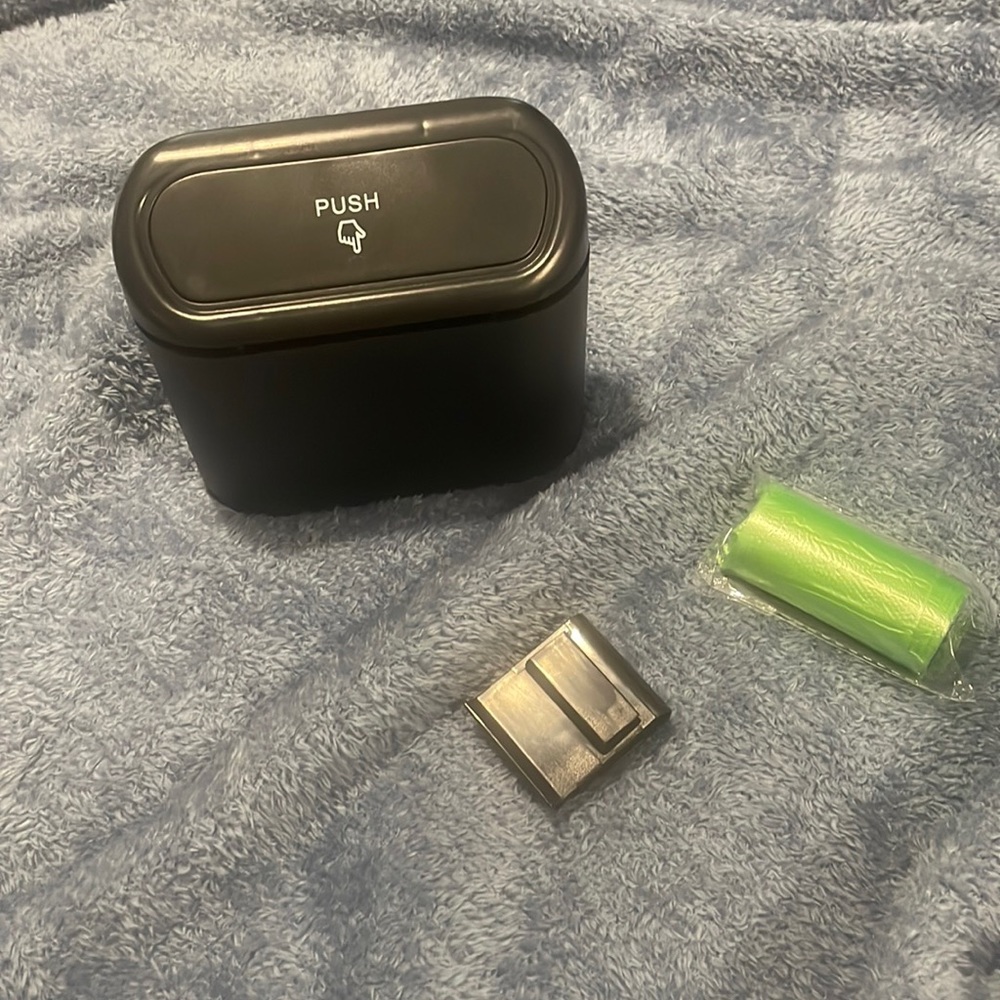 Mini Car Trash Can